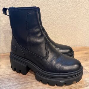 Timberland Everleigh Chelsea Black Ankle Boots 6.5